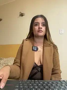 Ari_dreamss from StripChat is Freechat