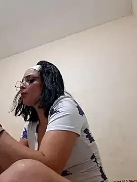 AriHancock from StripChat is Freechat