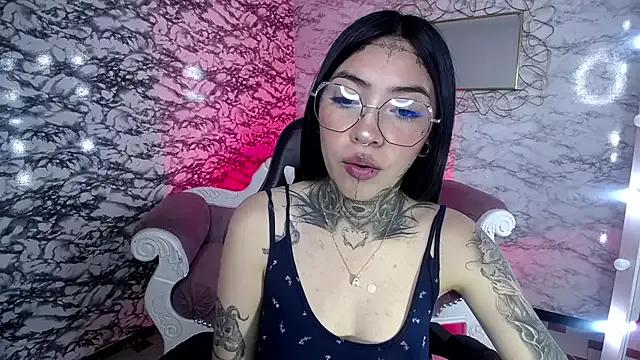 Ashley_Blum_v from StripChat is Freechat