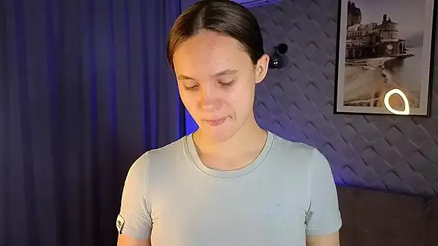 AshleyTunes from StripChat is Freechat