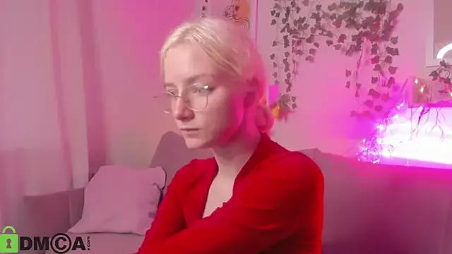 AshlyMiller from StripChat is Freechat