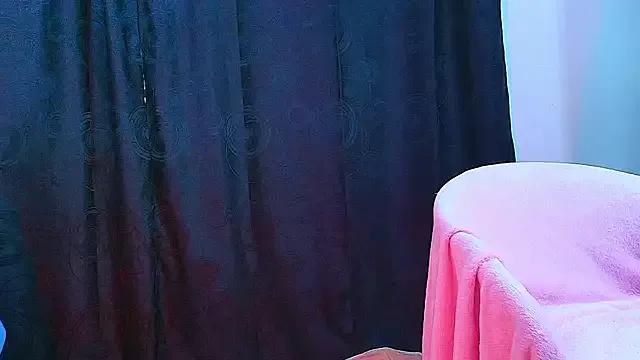 avans_15 from StripChat