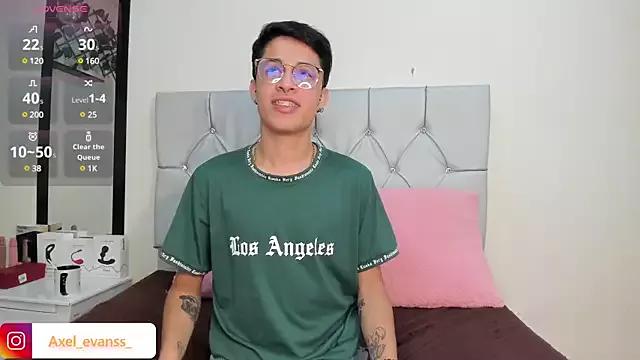 Axel__Evans from StripChat is Freechat