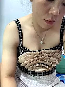 Baby-bigtits from StripChat is Freechat