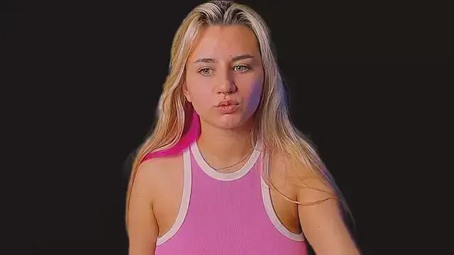 BarbaraSiren from StripChat is Freechat
