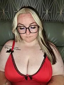 BBW_Diamond_xox from StripChat is Freechat