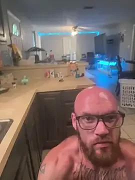 bearcub300 from StripChat is Freechat