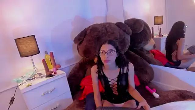 BeccaReedd from StripChat is Freechat