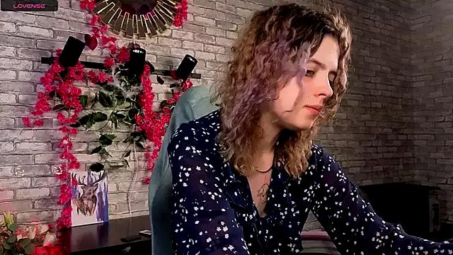 Bella_Robinson from StripChat is Freechat