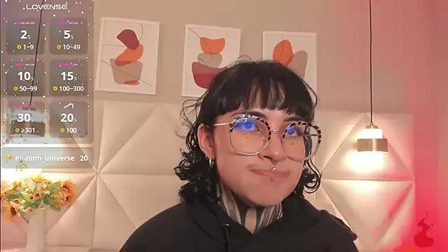 Bella_veil from StripChat is Freechat