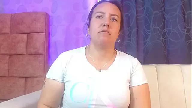 Bitch_0limits from StripChat is Freechat