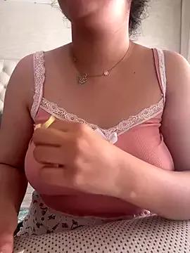 Bold-arabic-vibes from StripChat is Freechat