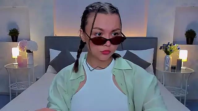 bookish_dreamer from StripChat is Freechat
