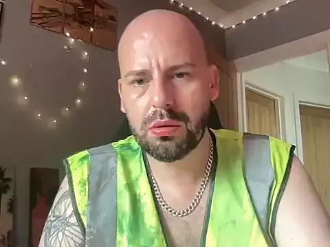 BUILDER4YOU from StripChat is Freechat