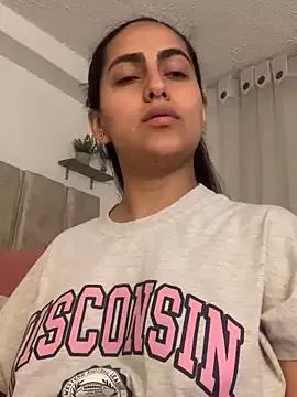 CamiJone from StripChat is Freechat