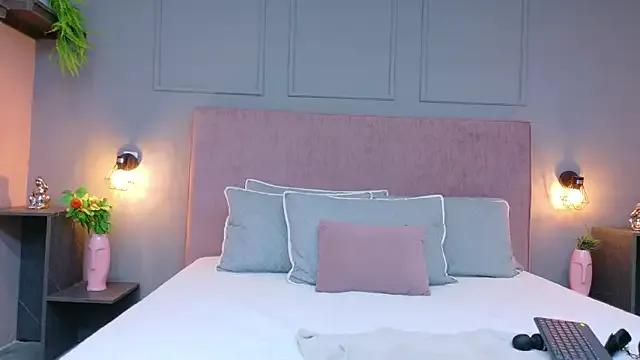 Camila_Hill_ from StripChat is Freechat