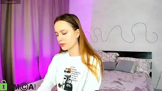 Candy_Cansew from StripChat is Freechat