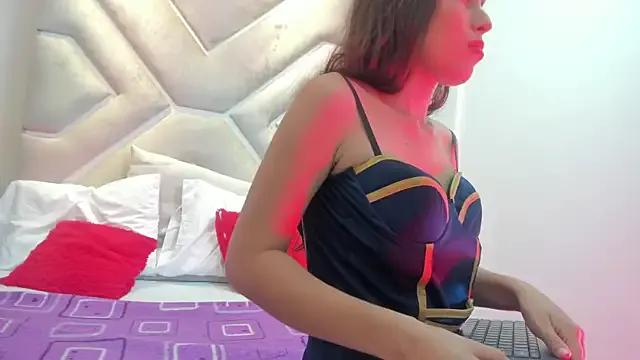 CandyMoon18_ from StripChat is Freechat