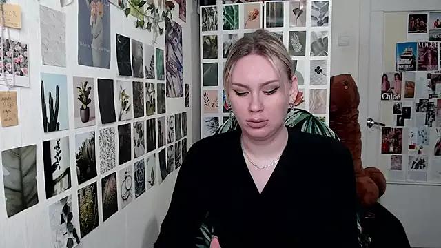 CapriScorpion from StripChat is Freechat