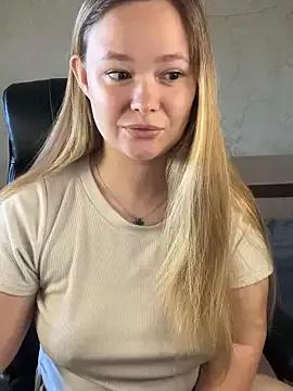 CaramelleSugar_ from StripChat is Freechat