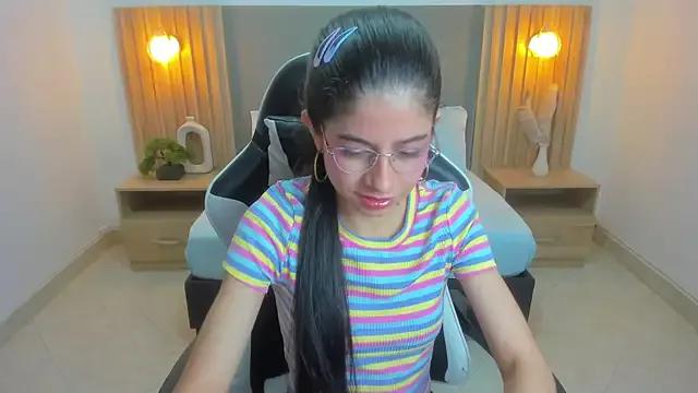carlina_15 from StripChat is Freechat