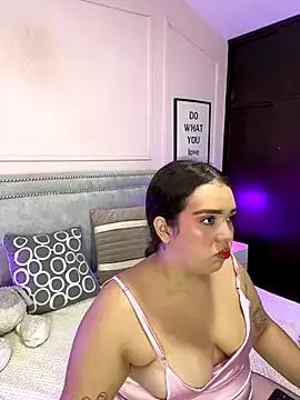 Carolinee-Joyce from StripChat is Freechat