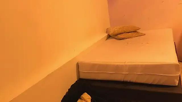 Catherine_Smith_ from StripChat is Freechat
