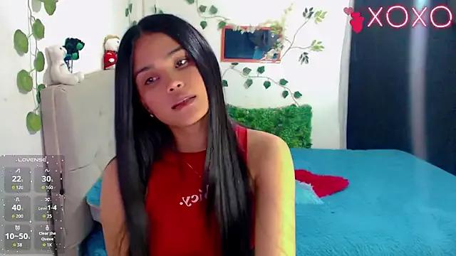 Chiara_latina from StripChat is Freechat
