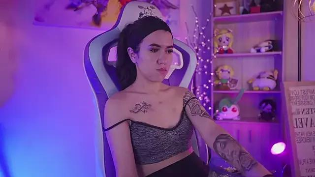 chloe_moons_ from StripChat is Freechat