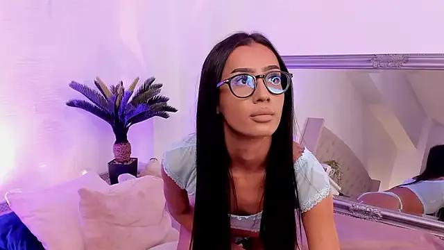 ChloeObril from StripChat is Freechat