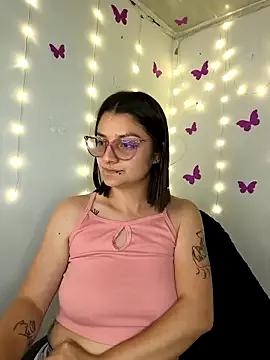 Coralinne__ from StripChat is Freechat