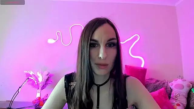 DarlingKaty from StripChat is Freechat