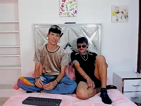 DemianSalvatore from StripChat is Freechat