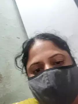 DesiLoverz from StripChat is Freechat
