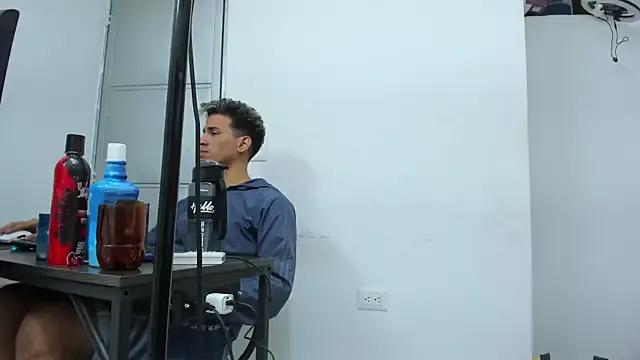 destroys_snow_white from StripChat is Freechat
