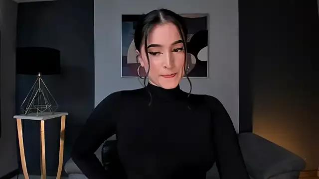 DominiqueVega from StripChat is Freechat