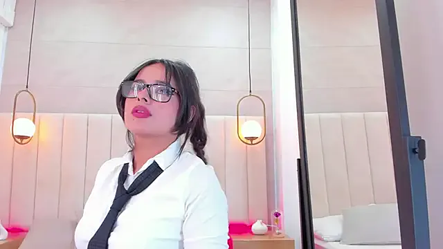 Dream_nena from StripChat is Freechat