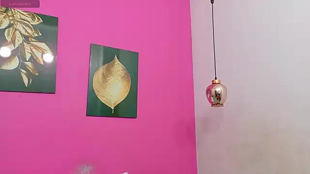 drooling4daddy from StripChat is Freechat
