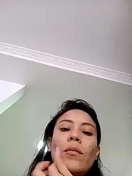 dulcelatin21 from StripChat is Freechat