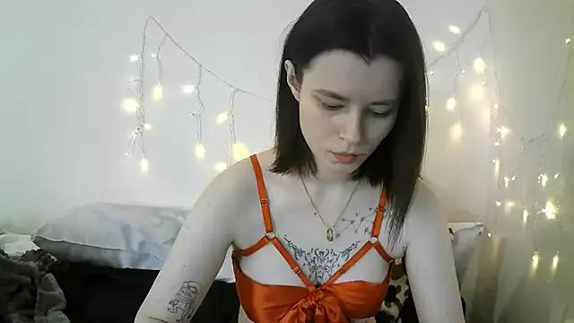 EdlinEngelby from StripChat is Freechat