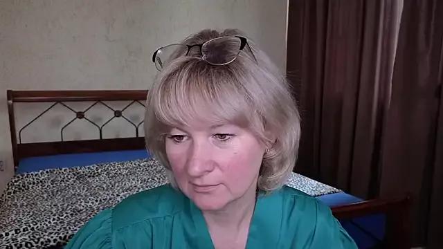 Elen_Blush from StripChat is Freechat