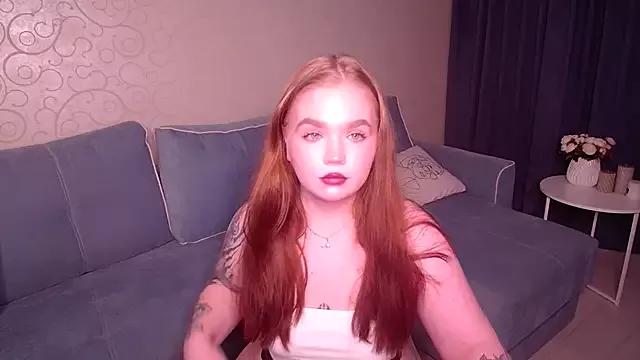 EmiRise from StripChat is Freechat