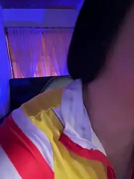 emma_fiore4_ from StripChat is Freechat