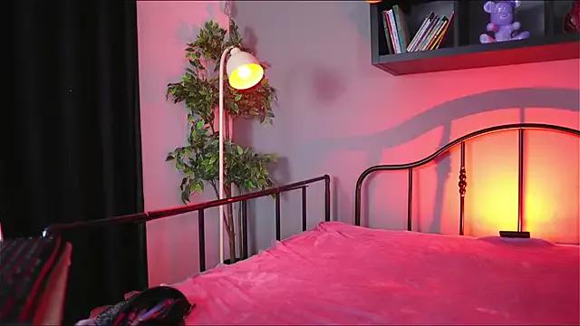 Emma_Lirys from StripChat is Freechat