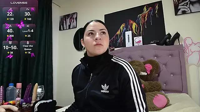 Emmie_Hot from StripChat is Freechat