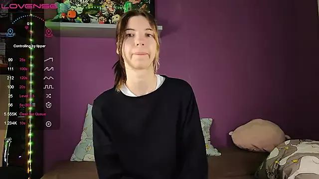EmmieBlade from StripChat