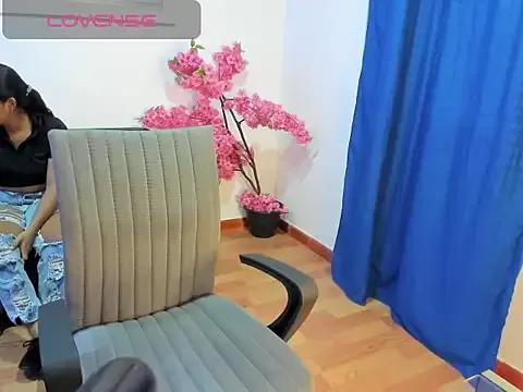 emmysweet01 from StripChat is Freechat
