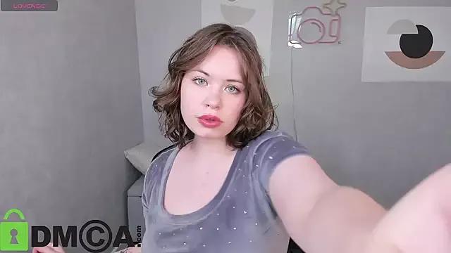 EricaElliott from StripChat is Freechat