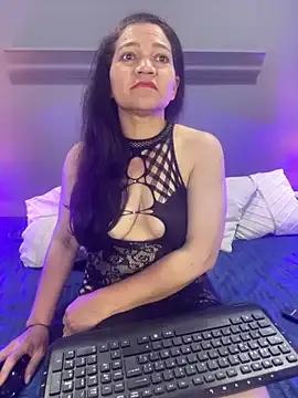 EvaMature__ from StripChat is Freechat
