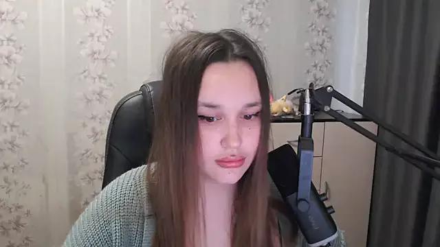 EvitaAusmus from StripChat is Freechat